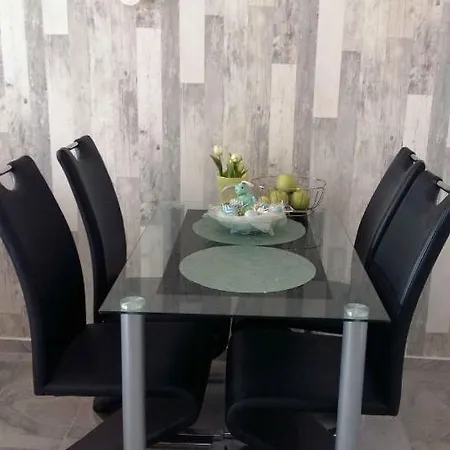 In - Balaton 41052 Apartament Siófok